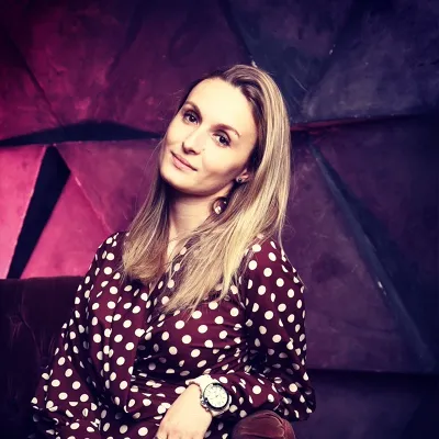 Review Author - Надюшка Соколова