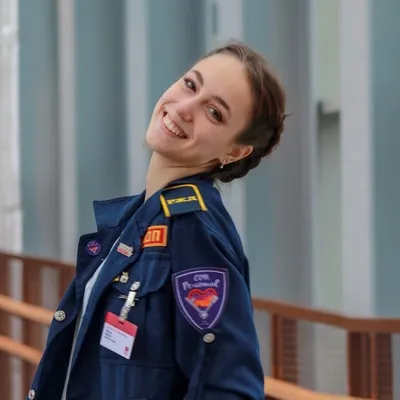 Review Author - Маша Захарова