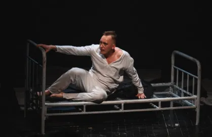 Scene from «Последняя ночь последнего царя»