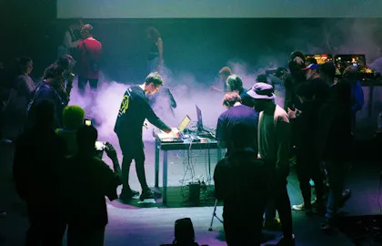 Scene from «Noiseroom: Медитация»
