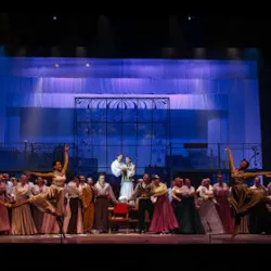 Scene from «Оперетта И. Кальман «Фиалка Монмартра»»