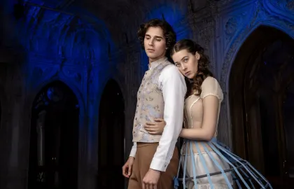 Scene from «Гримёр»