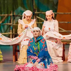 Scene from «Зәңгәр шәл (Голубая шаль)»
