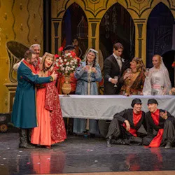 Scene from «Ханума»