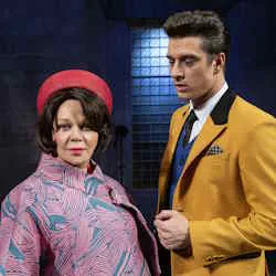 Scene from «Как важно быть серьезным»