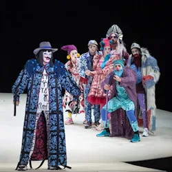 Scene from «Слуга двух господ»