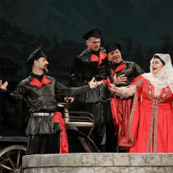 Scene from «Ханума»