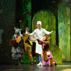 Scene from «Путешествие доктора Айболита»