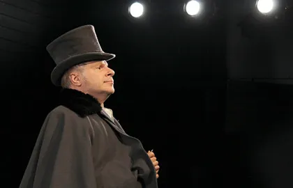 Scene from «Шинель»