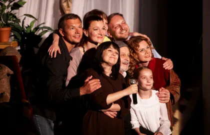 Scene from «Капли Датского короля»