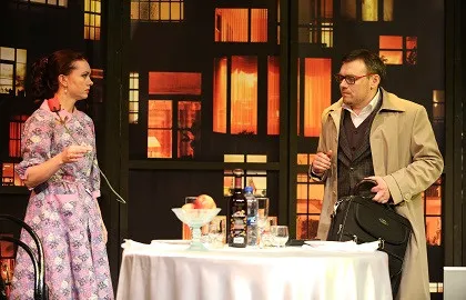 Scene from «Пришёл мужчина к женщине»