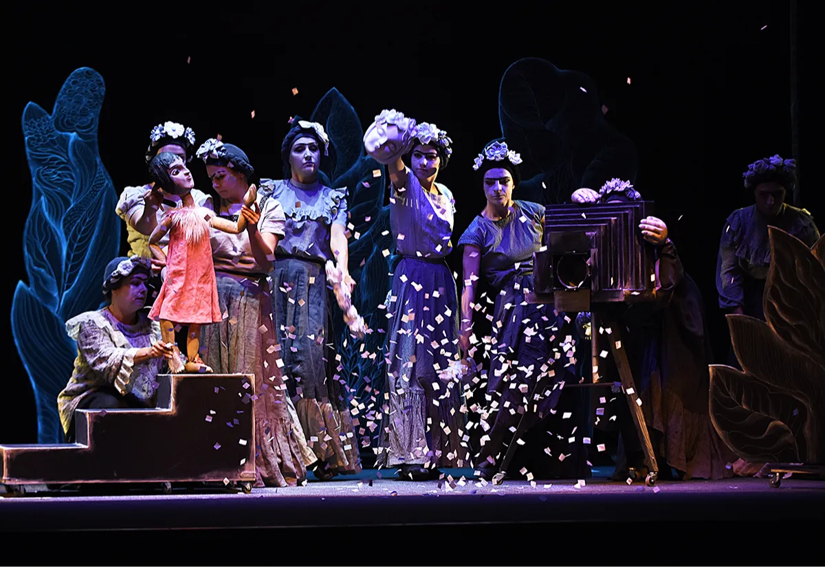 Scene from «Фрида.Memoria»