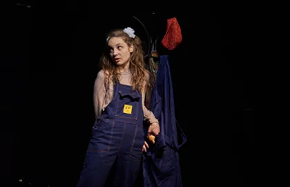 Scene from «Однажды мы все будем счастливы»